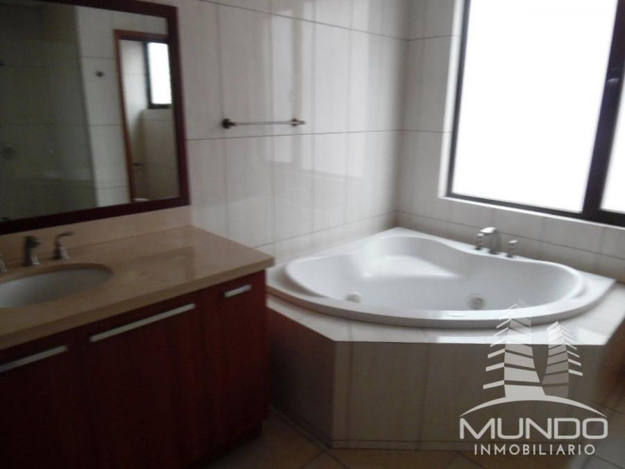 Foto Apartamento en Renta en Guatemala, Guatemala - U$D 2.500 - APR38779 - BienesOnLine