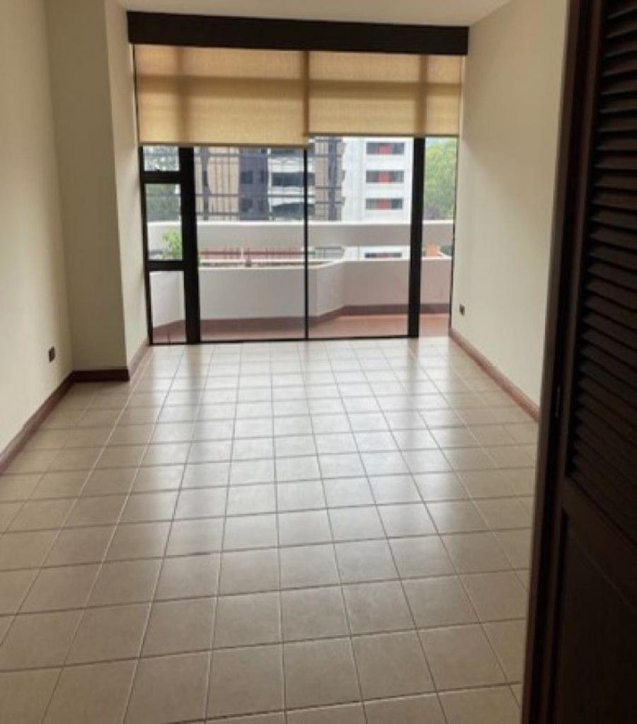 Foto Apartamento en Renta en Guatemala, Guatemala - U$D 950 - APR47384 - BienesOnLine