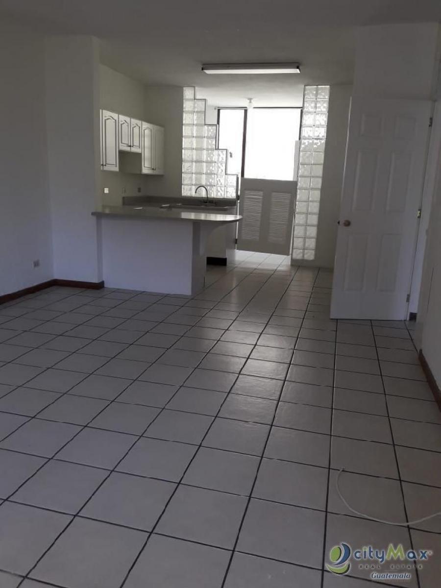 Foto Apartamento en Renta en Zona 10, Ciudad de Guatemala, Guatemala - U$D 625 - APR47043 - BienesOnLine