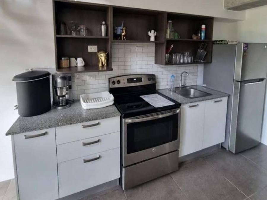 Foto Apartamento en Renta en Zona 10, Guatemala - U$D 900 - APR35053 - BienesOnLine