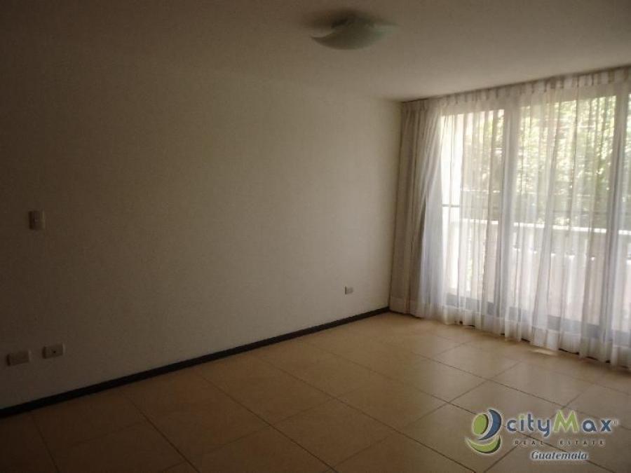 Foto Apartamento en Renta en Zona 10, Ciudad de Guatemala, Guatemala - U$D 850 - APR47003 - BienesOnLine