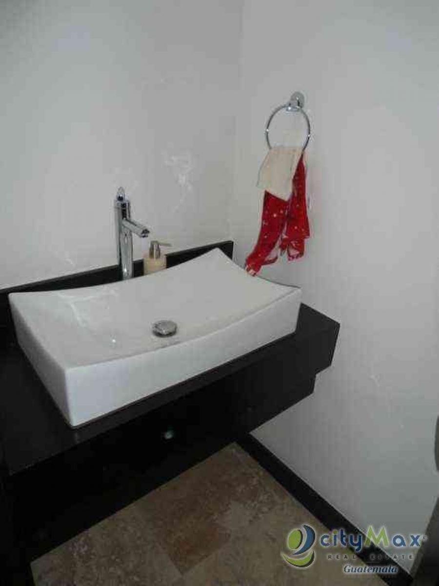 Foto Apartamento en Renta en Zona 10, Guatemala - U$D 1.000 - APR29539 - BienesOnLine