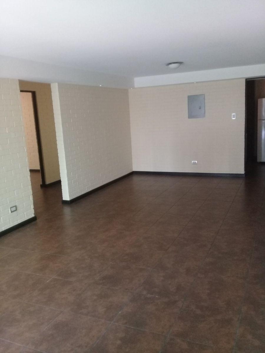 Foto Apartamento en Renta en zona 10, Guatemala - U$D 650 - APR43184 - BienesOnLine