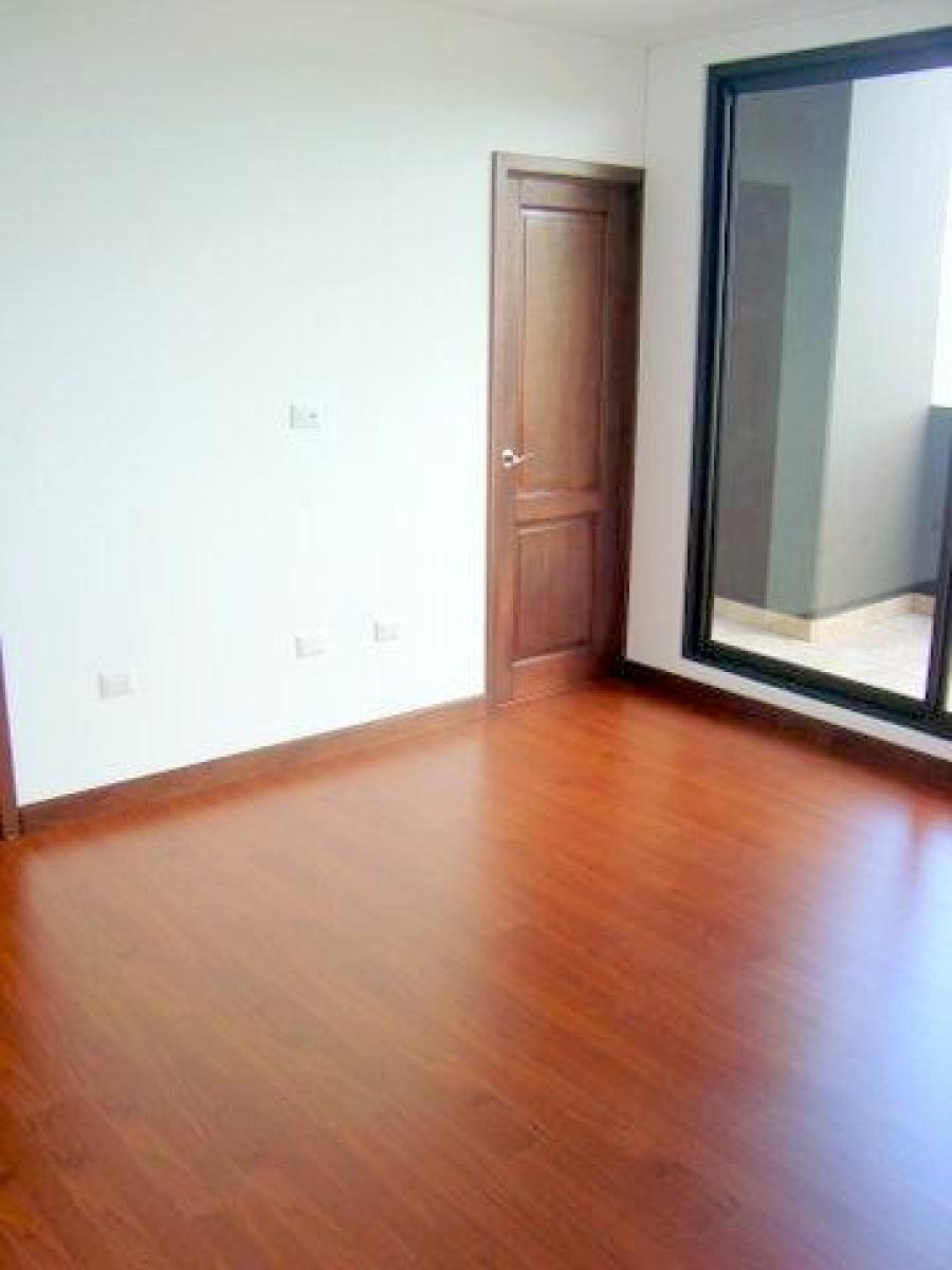 Foto Apartamento en Renta en Vista Hermosa, Guatemala, Guatemala - U$D 1.250 - APR5240 - BienesOnLine