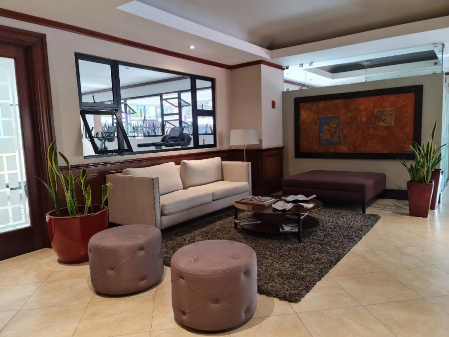 Foto Apartamento en Renta en ZONA 10, Guatemala, Guatemala - U$D 1.350 - APR25480 - BienesOnLine