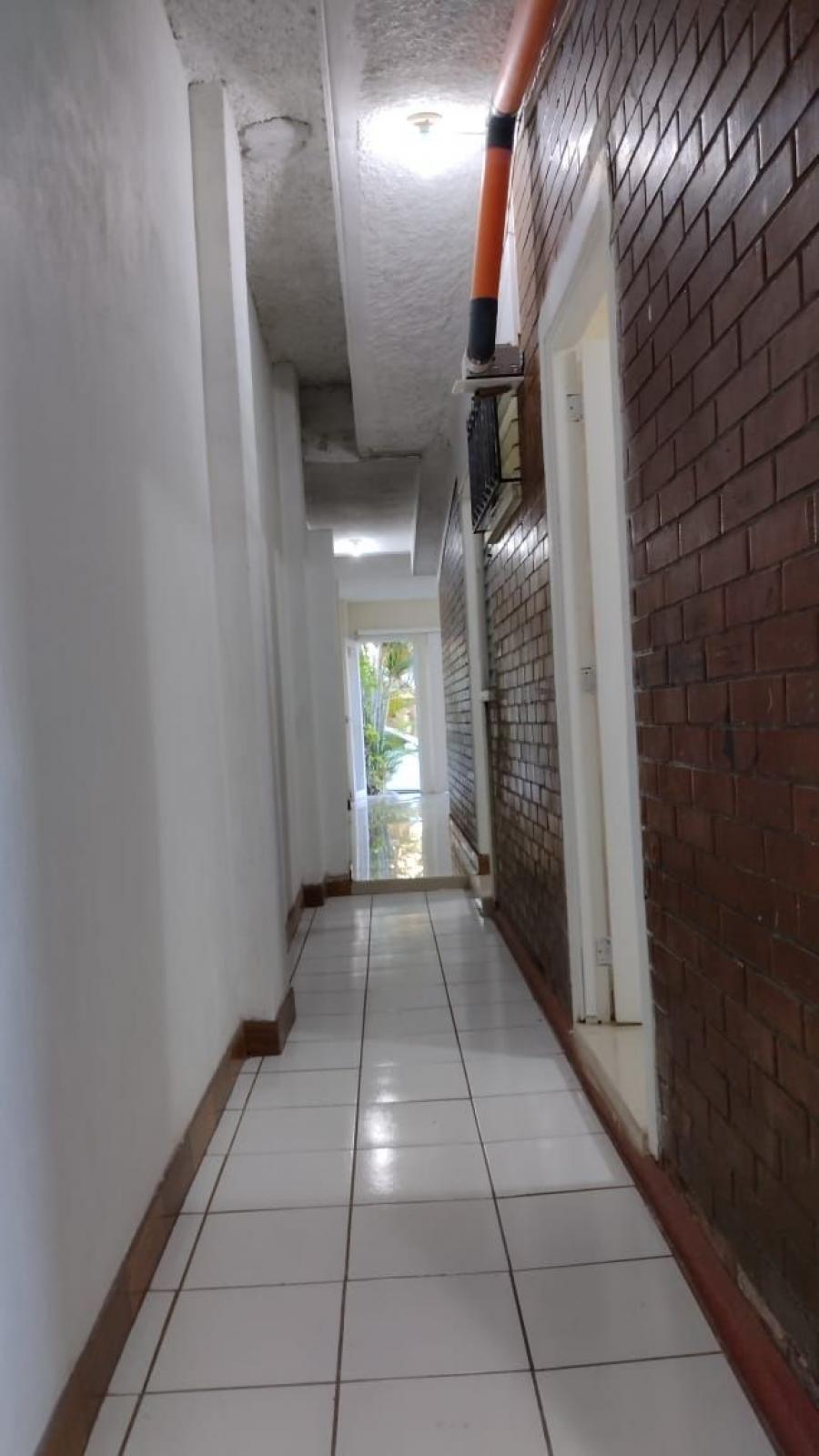 Foto Apartamento en Renta en zona 12, Guatemala, Guatemala - $ 3.900 - APR21583 - BienesOnLine