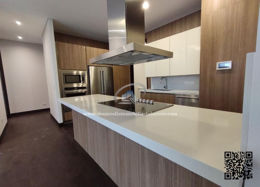 Foto Apartamento en Renta en Guatemala, Guatemala - U$D 1.895 - APR8556 - BienesOnLine