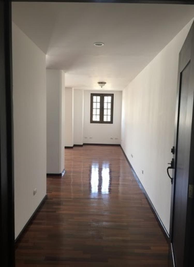 Foto Apartamento en Renta en Guatemala, Guatemala - U$D 950 - APR1718 - BienesOnLine