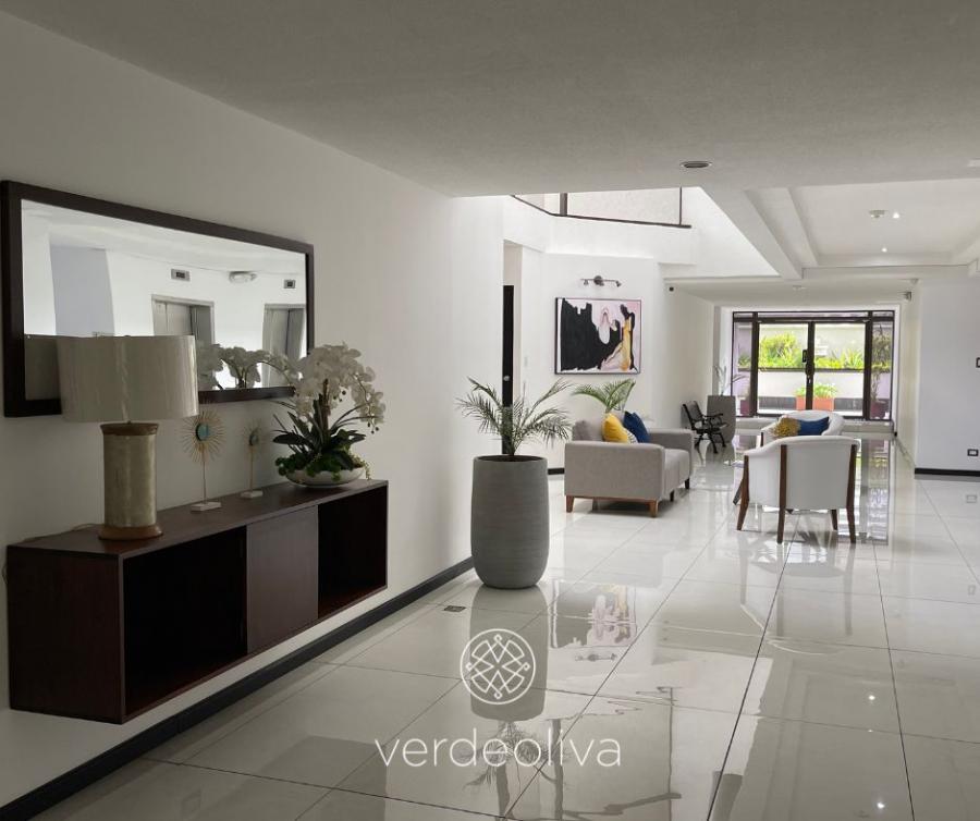 Foto Apartamento en Venta en Guatemala, Guatemala - U$D 550.000 - APV27138 - BienesOnLine