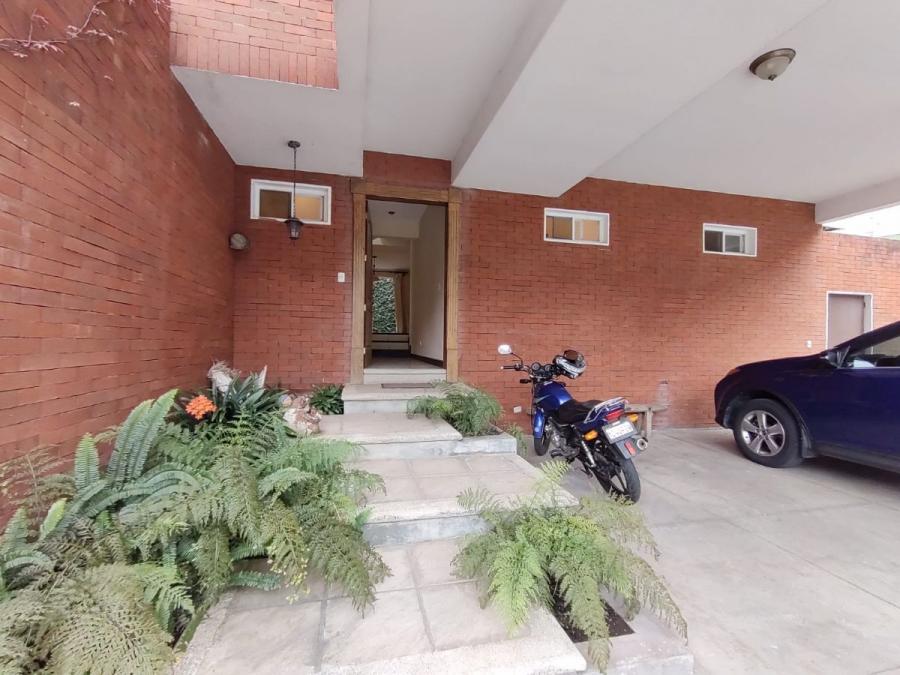 Foto Casa en Renta en Zona 16, Guatemala, Guatemala - U$D 1.350 - CAR13488 - BienesOnLine