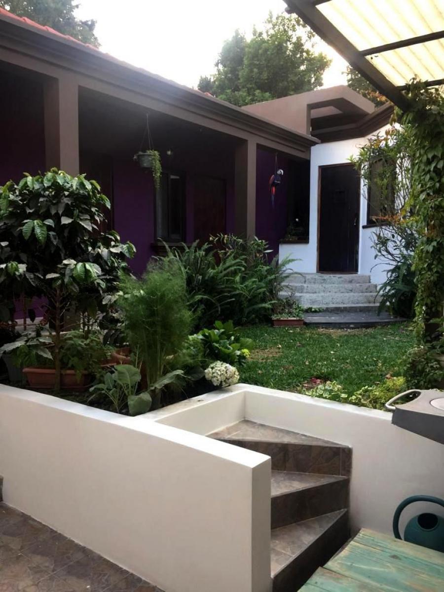 Foto Casa en Venta en Fraijanes, Guatemala, Guatemala - U$D 260.000 - CAV13656 - BienesOnLine