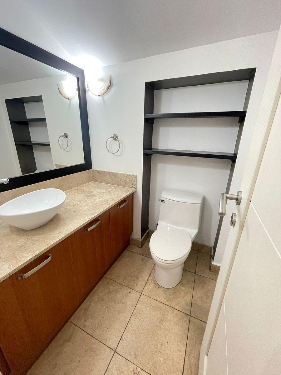 Foto Apartamento en Renta en zona 10, Guatemala, Guatemala - U$D 1.800 - APR26220 - BienesOnLine