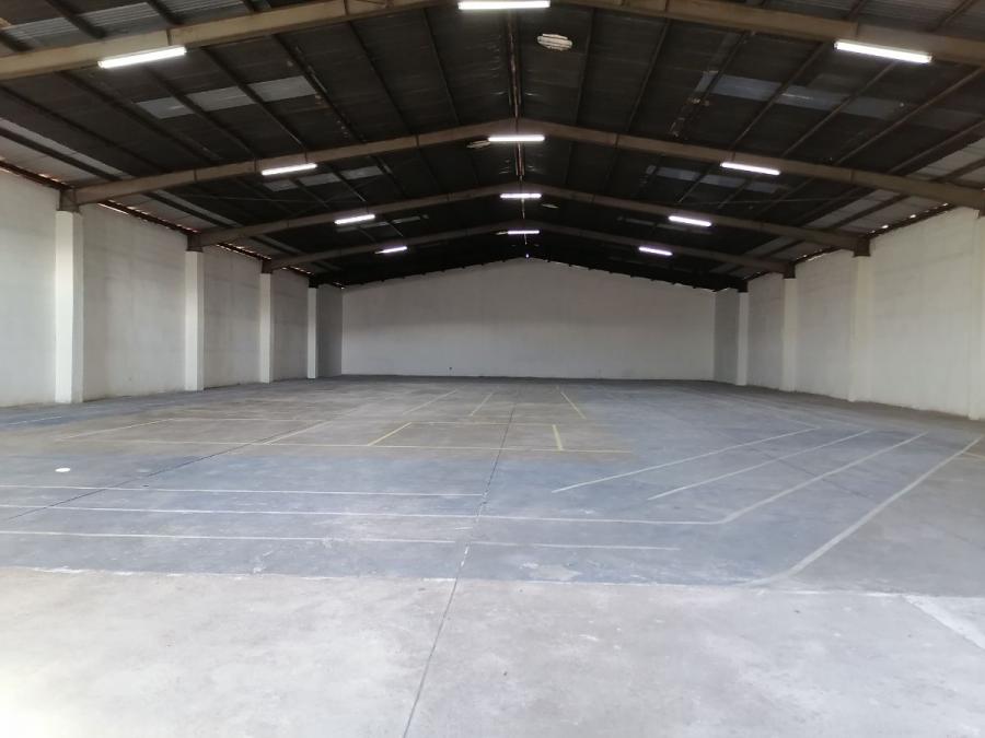 Foto Bodega en Renta en ZONA 3 DE XELA, Quetzaltenango - Q 25.000 - BOR15223 - BienesOnLine