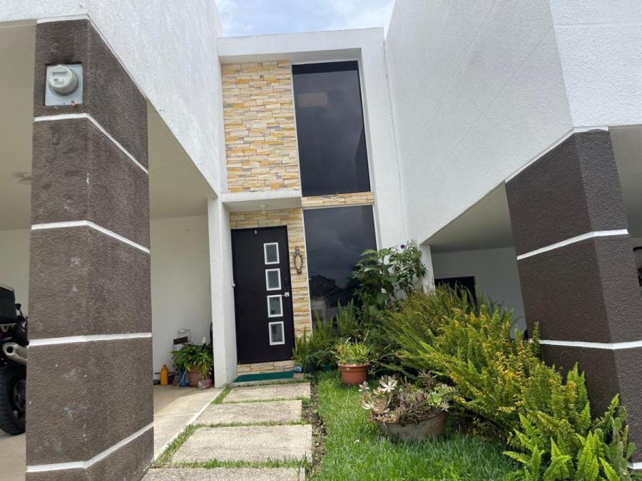 Foto Casa en Venta en El cortijo 2, Fraijanes, Guatemala - Q 1.385.000 - CAV43487 - BienesOnLine