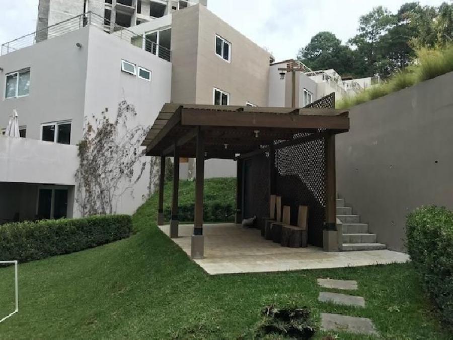 Foto Casa en Venta en Km 14 Carretera al Salvador, Santa Catarina Pinula, Guatemala - U$D 160.000 - CAV11937 - BienesOnLine