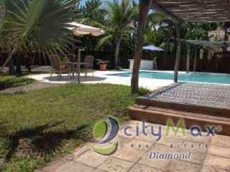 Foto Casa en Venta en Monterrico, Santa Rosa - U$D 450.000 - CAV44909 - BienesOnLine