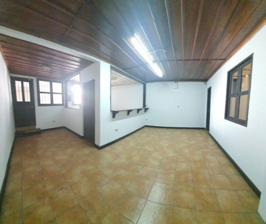 Casa Con Uso Comercial En Venta Zona 10; Idi: 124021