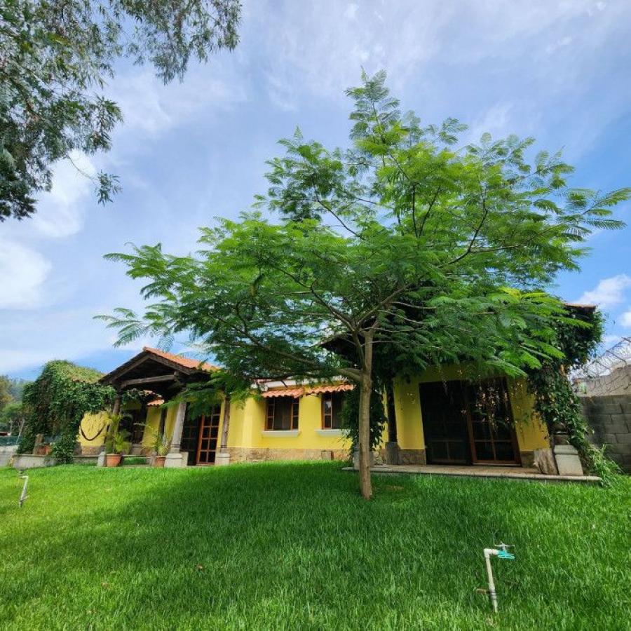 Foto Casa en Venta en Santa Catarina Pinula, Guatemala - U$D 317.000 - CAV45344 - BienesOnLine