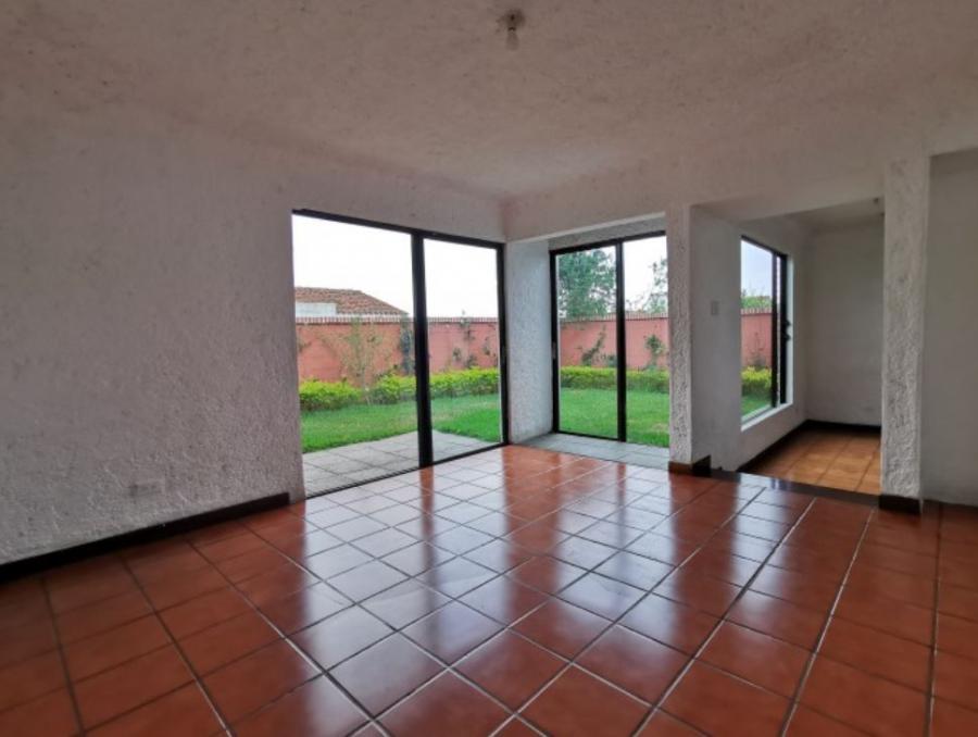 Foto Casa en Renta en Santa, Guatemala - $ 7.000 - CAR7693 - BienesOnLine