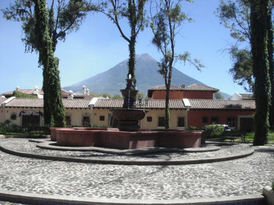 Foto Casa en Venta en Antigua Guatemala, Guatemala, Sacatepquez - U$D 480.000 - CAV5027 - BienesOnLine