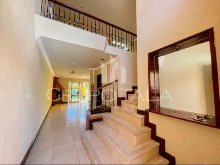 Foto Casa en Venta en San Lucas Sacatepéquez, Sacatepéquez - Q 1.620.000 - CAV43401 - BienesOnLine