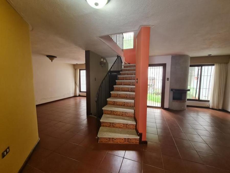 Casa en Venta Carretera a El Salvador, en condominio