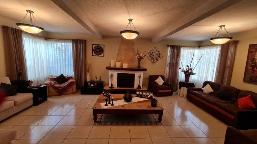 Foto Casa en Venta en Zona 8, Mixco, Guatemala - Q 3.400.000 - CAV45803 - BienesOnLine