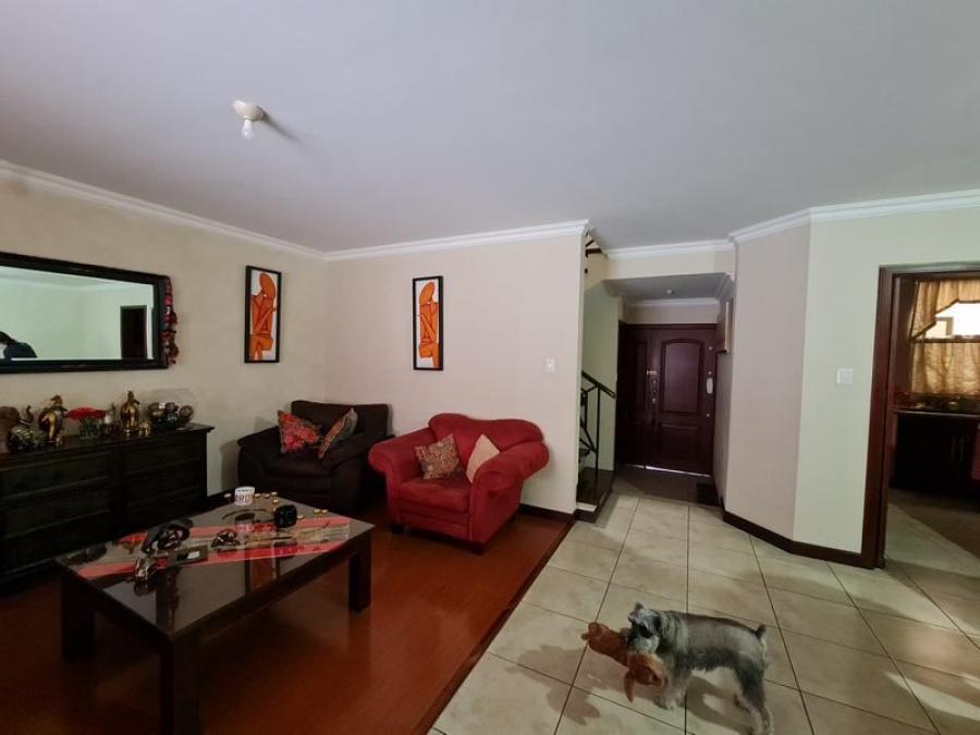 Foto Casa en Venta en Mixco, Guatemala - U$D 178.000 - CAV5855 - BienesOnLine