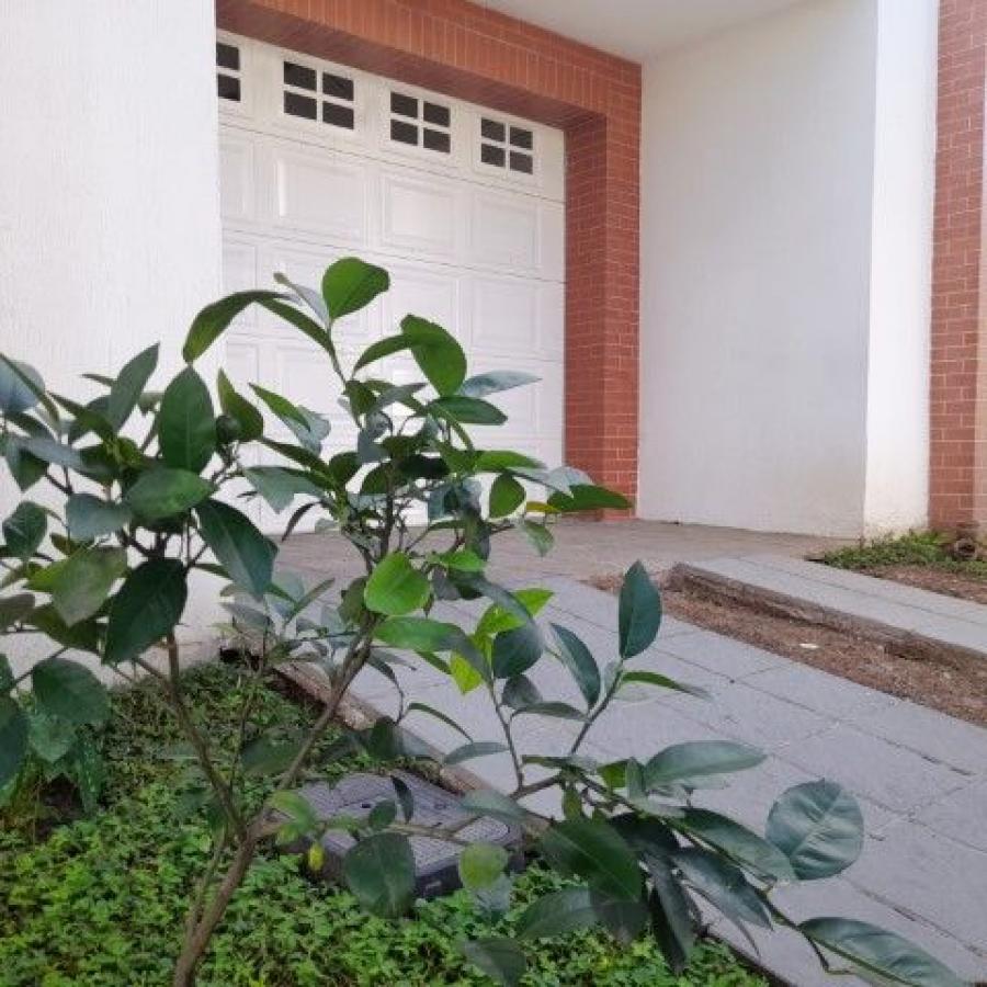 Foto Casa en Venta en Villa Nueva, Guatemala - Q 1.180.000 - CAV43491 - BienesOnLine