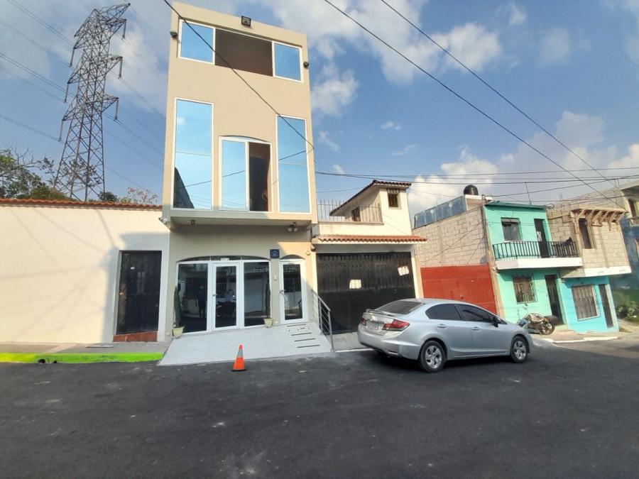 Foto Casa en Venta en PRADOS DE VILLA HERMOSA, San Miguel Petapa, Guatemala - Q 1.000.000 - CAV43488 - BienesOnLine