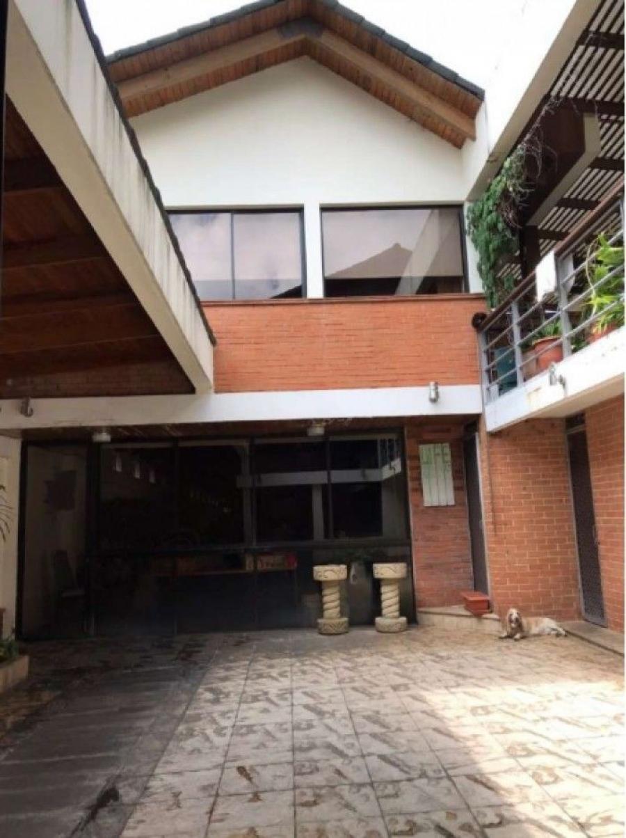 Foto Casa en Venta en Zona 15, Ciudad de Guatemala, Guatemala - U$D 1.500.000 - CAV45115 - BienesOnLine