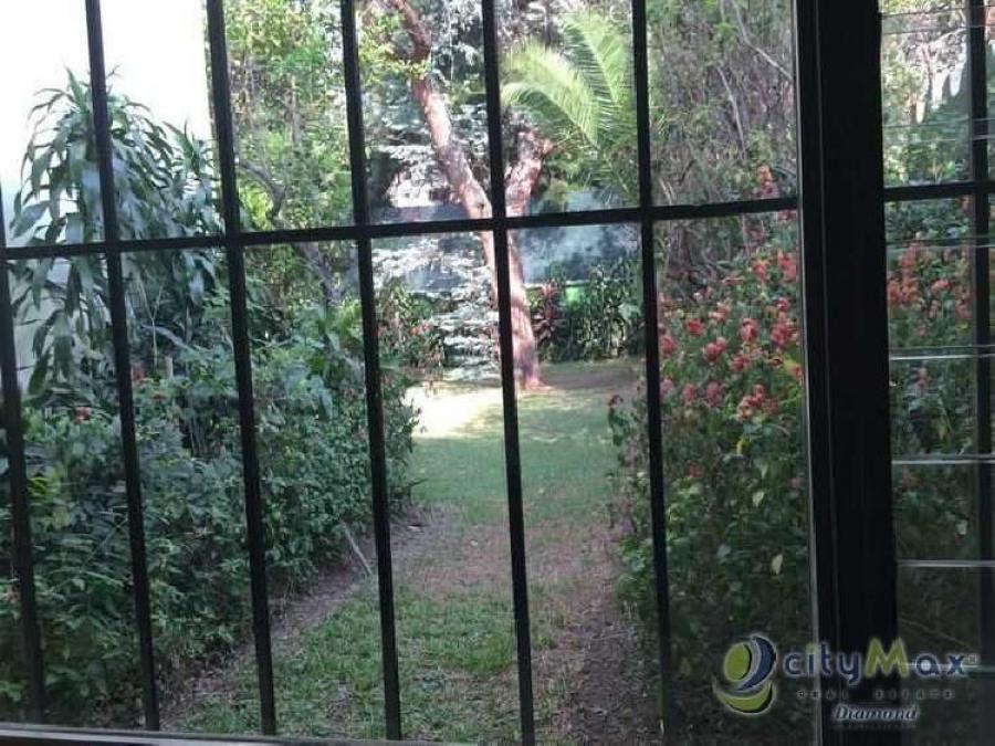 Foto Casa en Venta en Zona 10, Ciudad de Guatemala, Guatemala - U$D 960.000 - CAV44885 - BienesOnLine