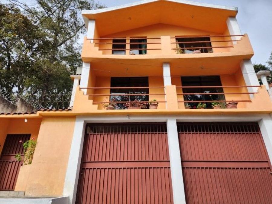 Foto Casa en Venta en Mixco, Guatemala - Q 1.700.000 - CAV22407 - BienesOnLine