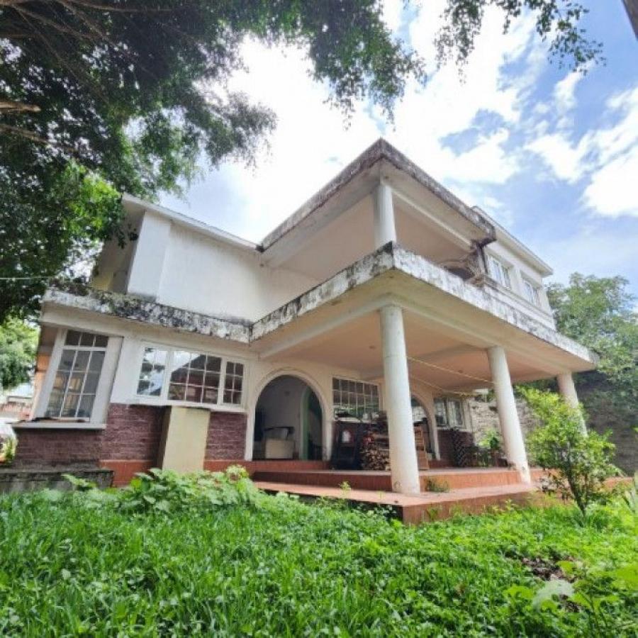 Foto Casa en Venta en San Cristbal, Mixco, Guatemala - U$D 450.000 - CAV46890 - BienesOnLine