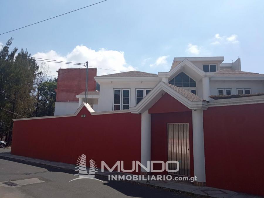 Foto Casa en Venta en Nueva Montserrat, Mixco, Guatemala - Q 2.320.000 - CAV28010 - BienesOnLine