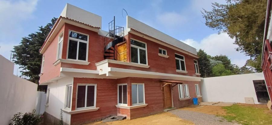 Casa en Venta o Renta en Santiago Sacatepéquez