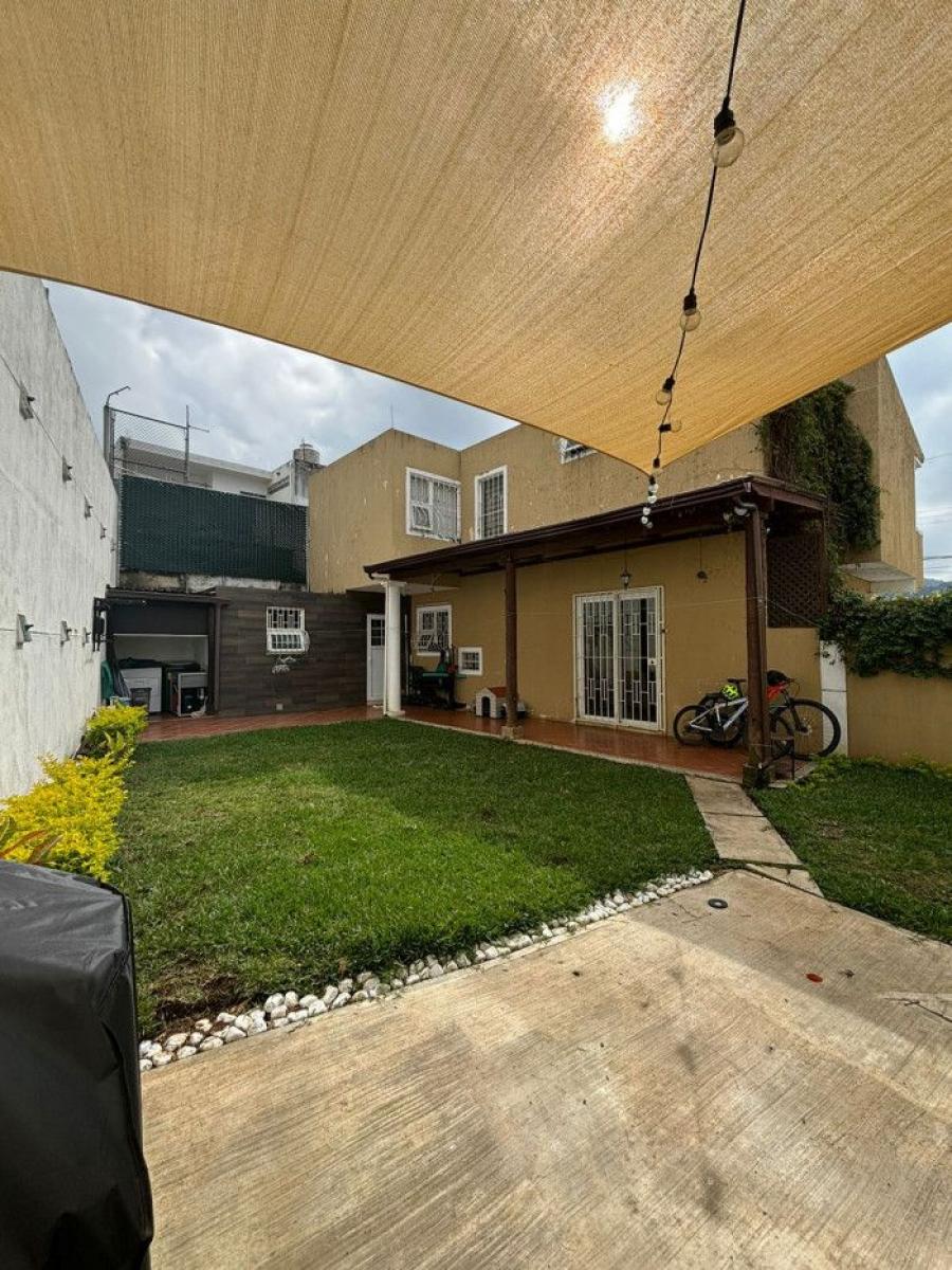 Foto Casa en Venta en Santa Catarina Pinula, Guatemala - Q 1.650.000 - CAV47446 - BienesOnLine