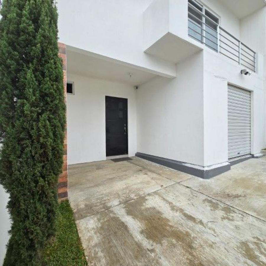 Foto Casa en Venta en Ciudad San Cristbal Zona 8 de Mixco, Mixco, Guatemala - Q 120.000 - CAV47136 - BienesOnLine