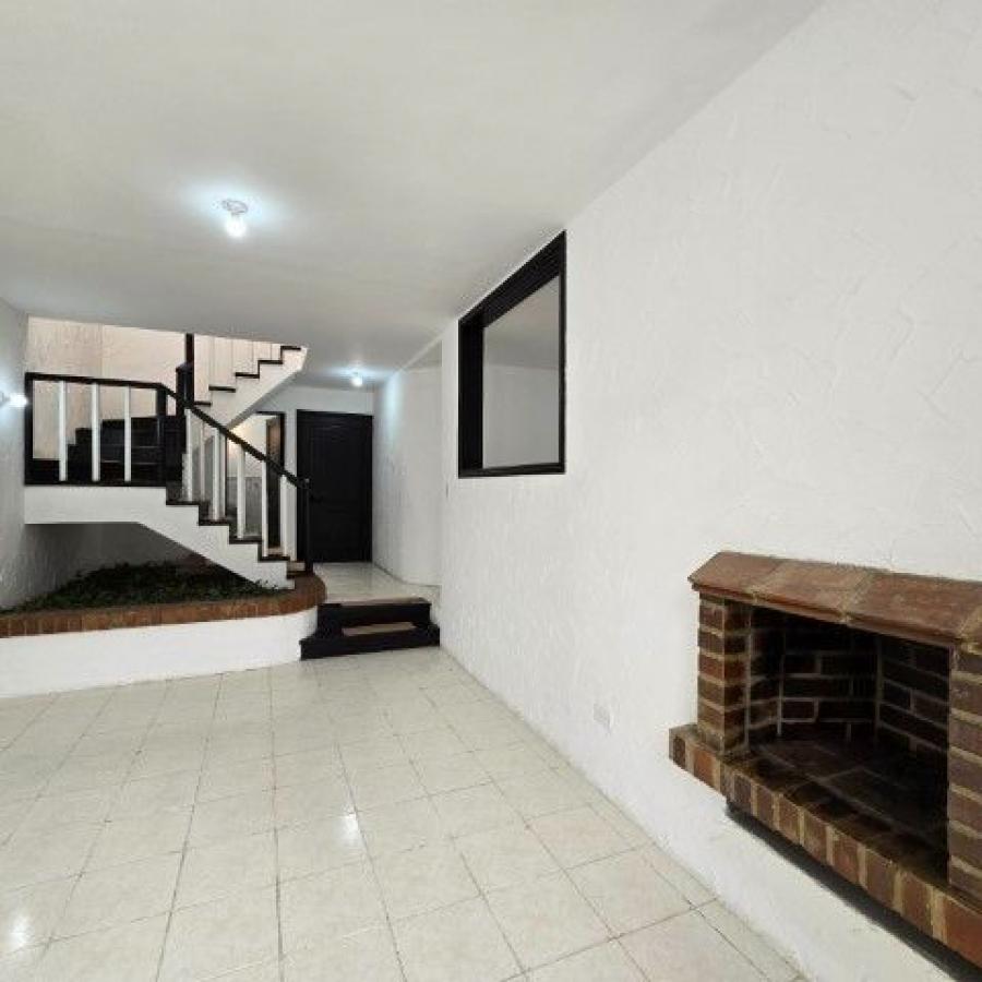 Foto Casa en Venta en Mixco, Guatemala - Q 1.375.000 - CAV44433 - BienesOnLine