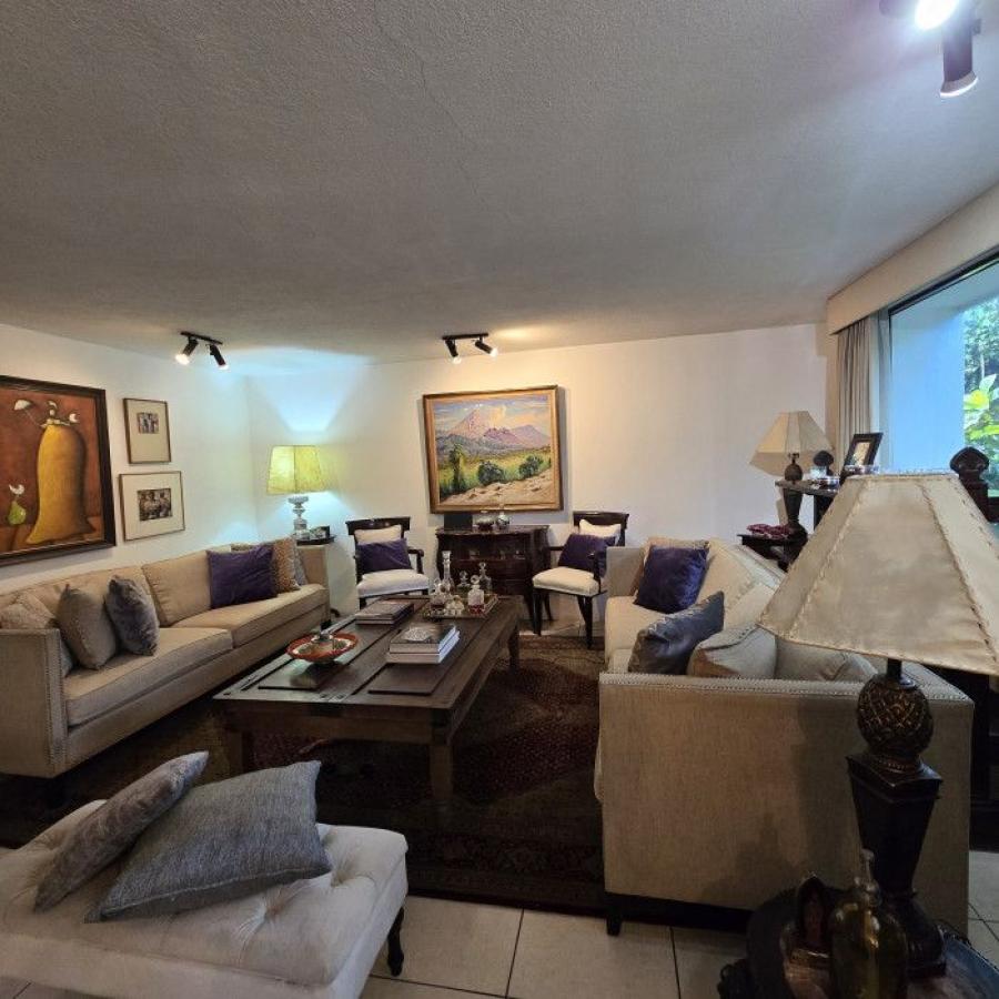 Foto Casa en Venta en Zona 10, Ciudad de Guatemala, Guatemala - U$D 400.000 - CAV46309 - BienesOnLine