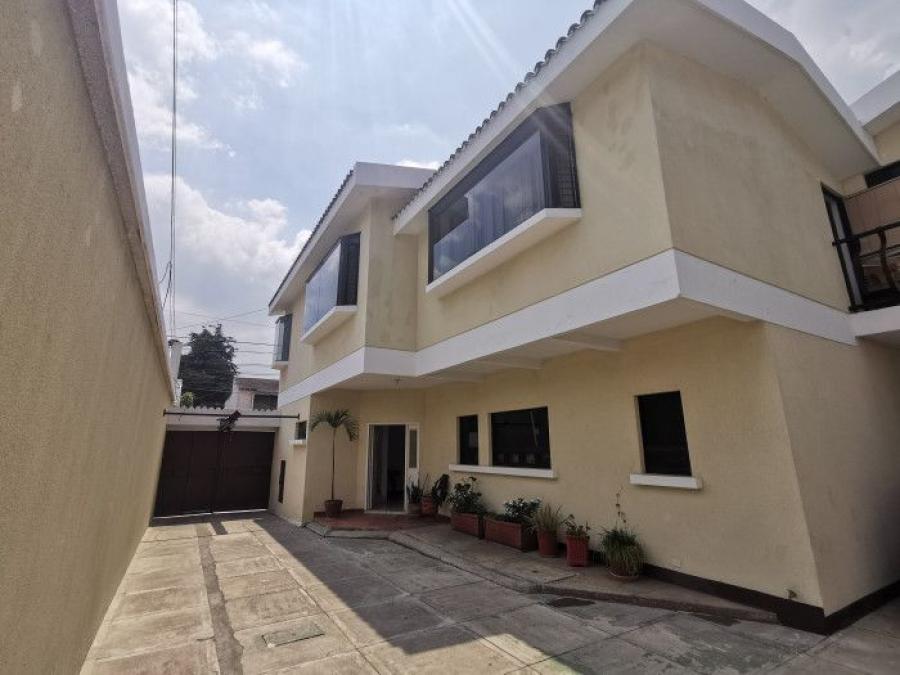 Foto Casa en Renta en Zona 13 cerca de Aeropuerto La Aurora, Guatemala - U$D 1.300 - CAR28189 - BienesOnLine