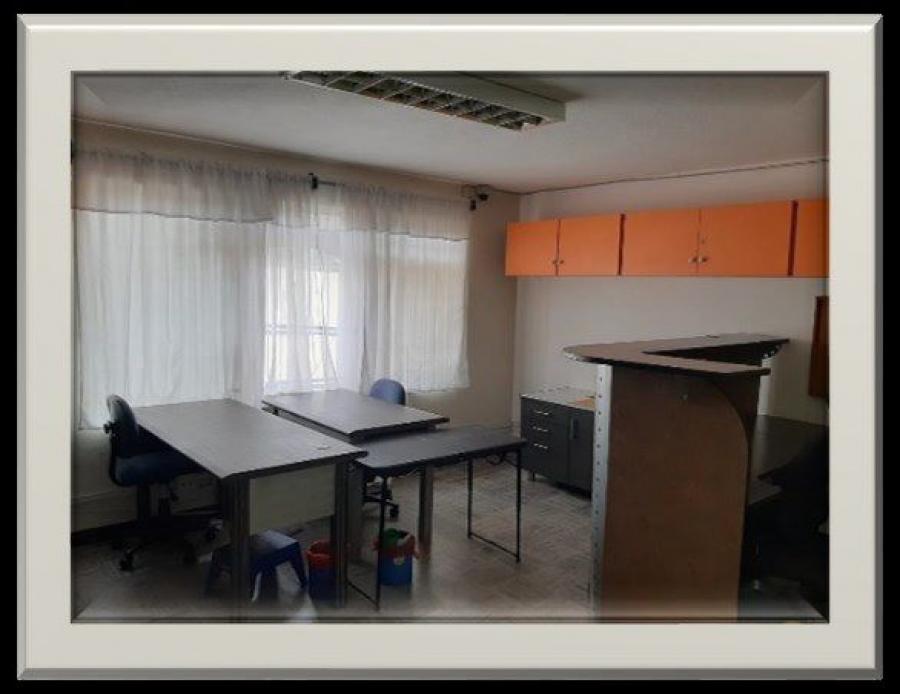 Foto Oficina en Renta en Zona 10, Guatemala, Guatemala - U$D 1.800 - OFR4809 - BienesOnLine