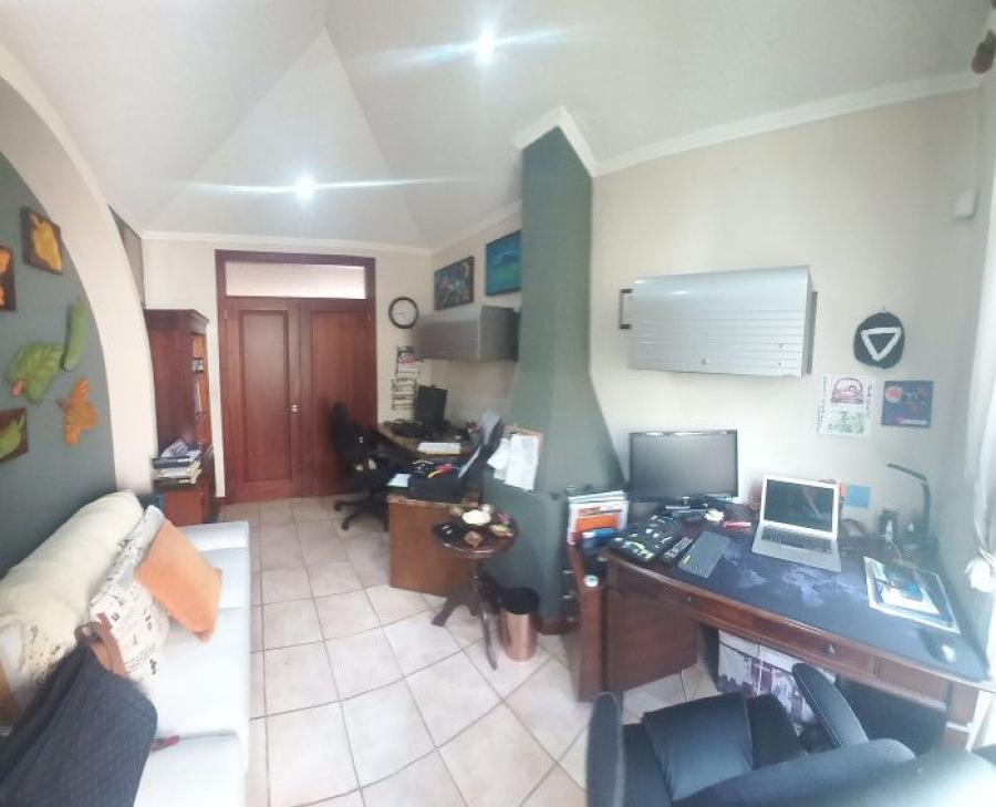 Foto Casa en Venta en Carretera a El Salvador Km. 16 al 30, Ciudad de Guatemala, Guatemala - U$D 290.000 - CAV46014 - BienesOnLine