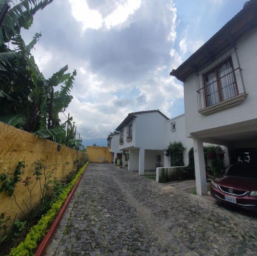 Foto Casa en Venta en Antigua Guatemala, Sacatepquez - U$D 145.000 - CAV19875 - BienesOnLine