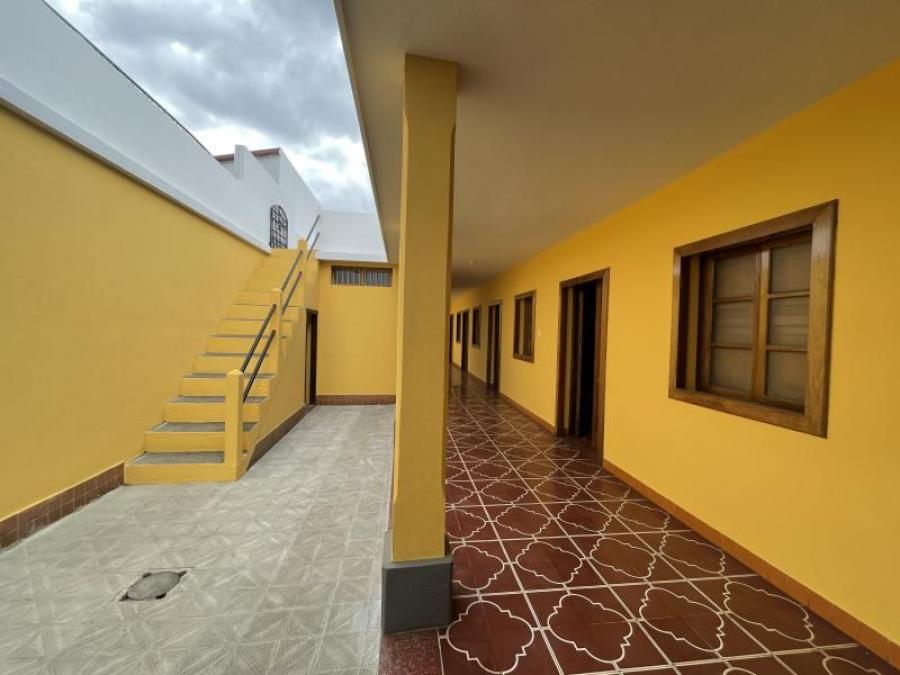 Foto Casa en Renta en Antigua, Antigua Guatemala, Sacatepquez - U$D 1.500 - CAR13876 - BienesOnLine