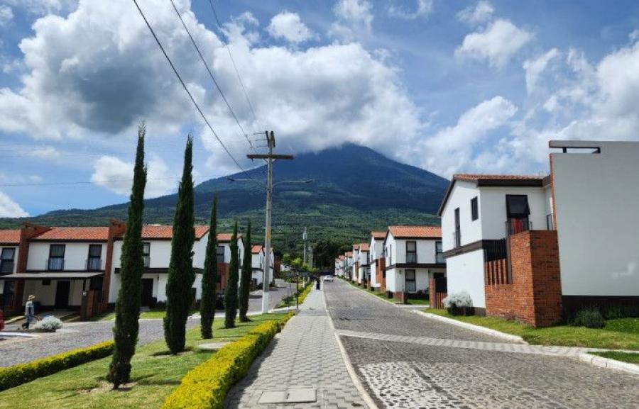 Foto Casa en Renta en Residenciales Senderos del Comendador, Ciudad Vieja, Sacatepéquez - Q 4.300 - CAR28407 - BienesOnLine