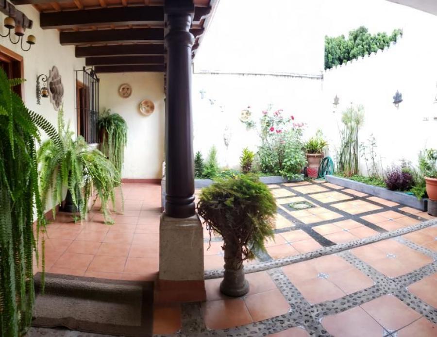 Foto Casa en Venta en Antigua Guatemala, Sacatepquez - U$D 235.000 - CAV13691 - BienesOnLine