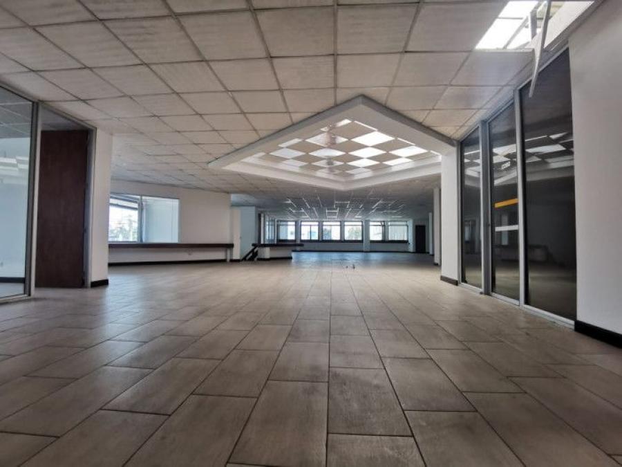 Foto Edificio en Renta en Zona 14, Guatemala - U$D 10.500 - EDR34701 - BienesOnLine