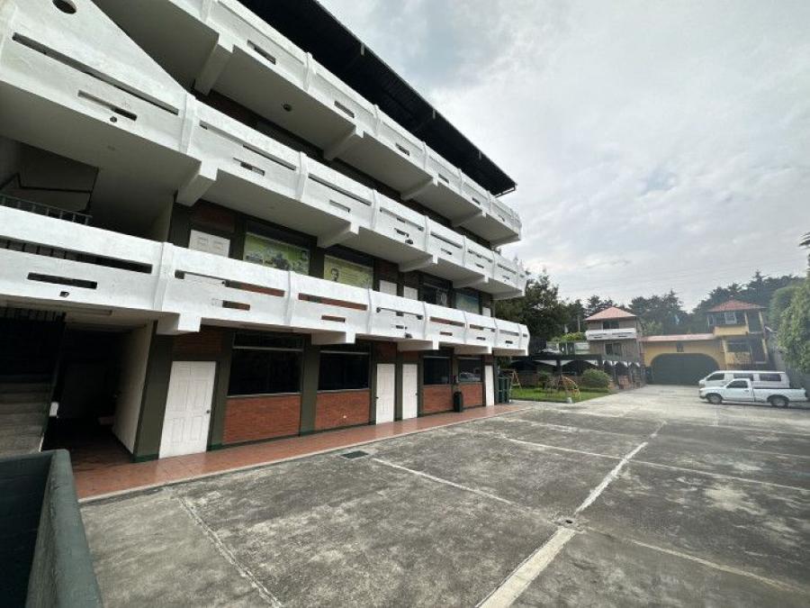 EDIFICIO COMERCIAL EN RENTA EN SAN LUCAS SACATEPEQUEZ