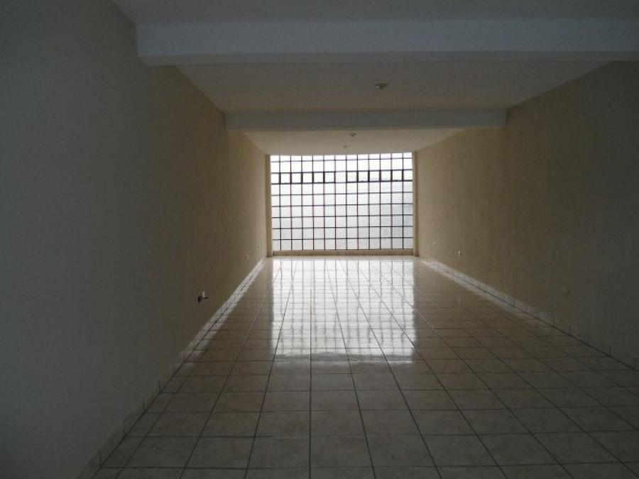 Foto Edificio en Renta en Zona 10, Ciudad de Guatemala, Guatemala - Q 8.000 - EDR47052 - BienesOnLine